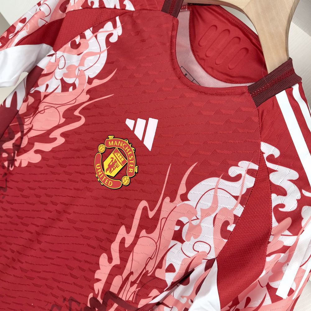 Camisa Manchester United "Red Style" 24/25 (Versão Jogador) | EDIÇÃO ESPECIAL