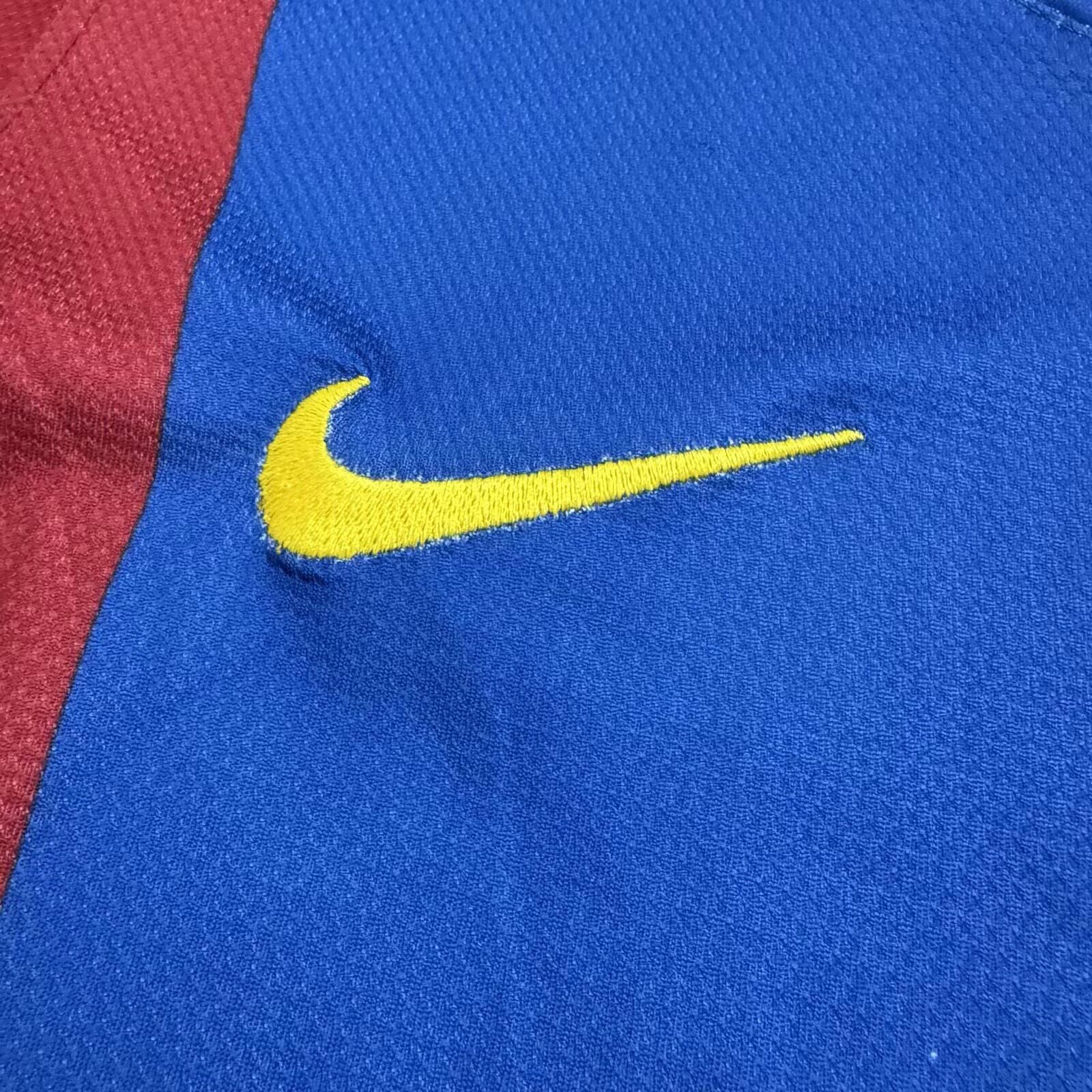 Kit Barcelona Home Conjunto Infantil 06/07 (Versão Retrô)
