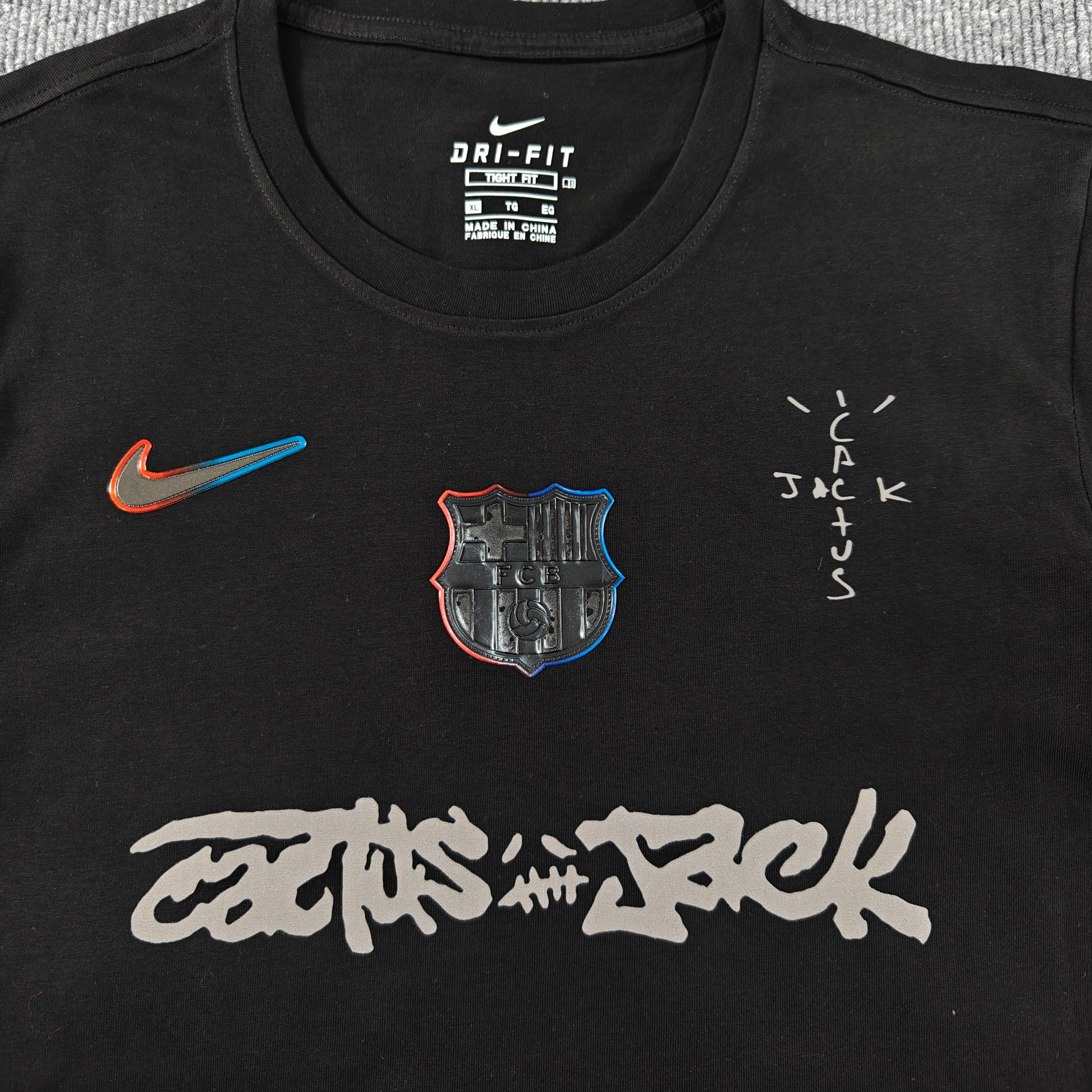 Camisa Casual Especial Logo 2024 "Cactus Jack" FC Barcelona | Moda Esportiva
