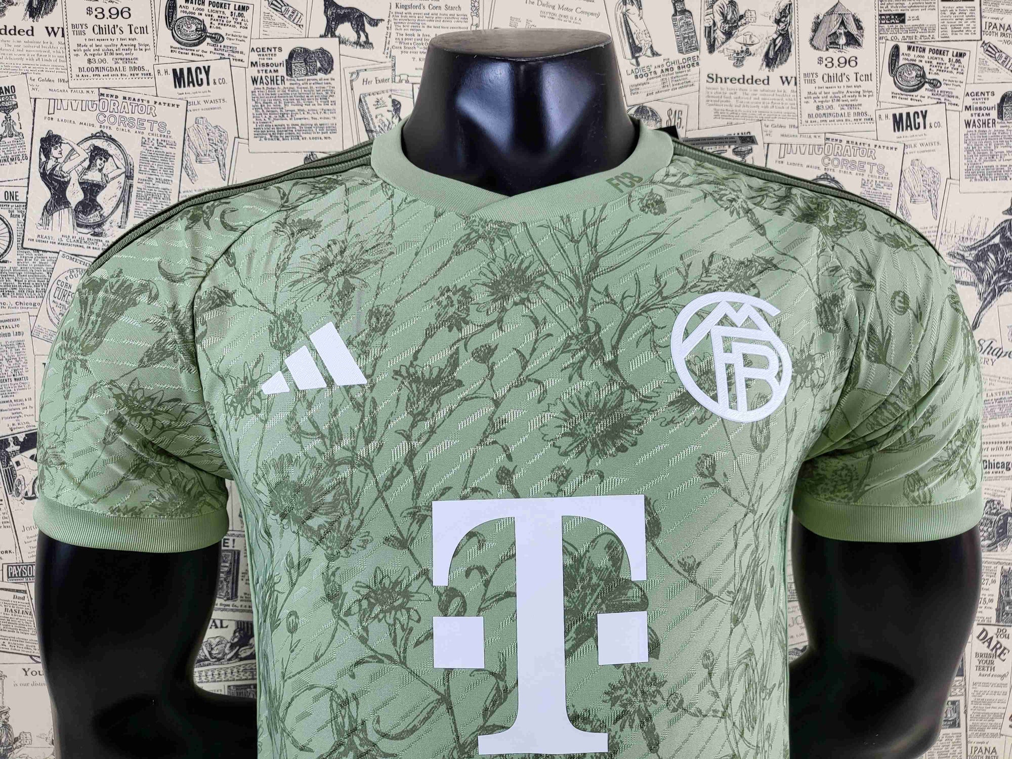 Camisa FC Bayern Munich "Green Flower" 23/24 (Versão Jogador) | EDIÇÃO ESPECIAL