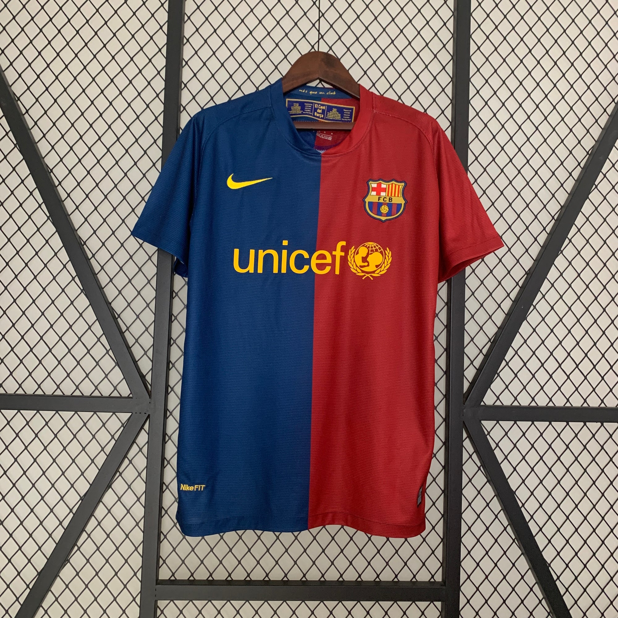 Camisa Barcelona Home 08/09 (Versão Retrô)