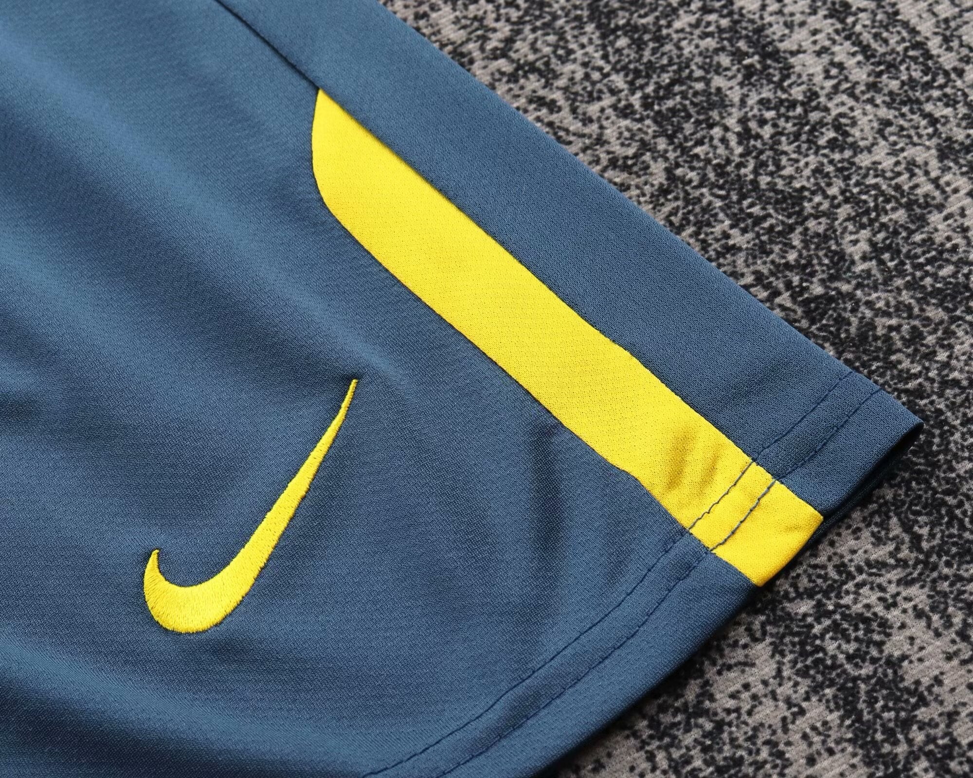 Kit Barcelona Away Conjunto Infantil 08/09 (Versão Retrô)