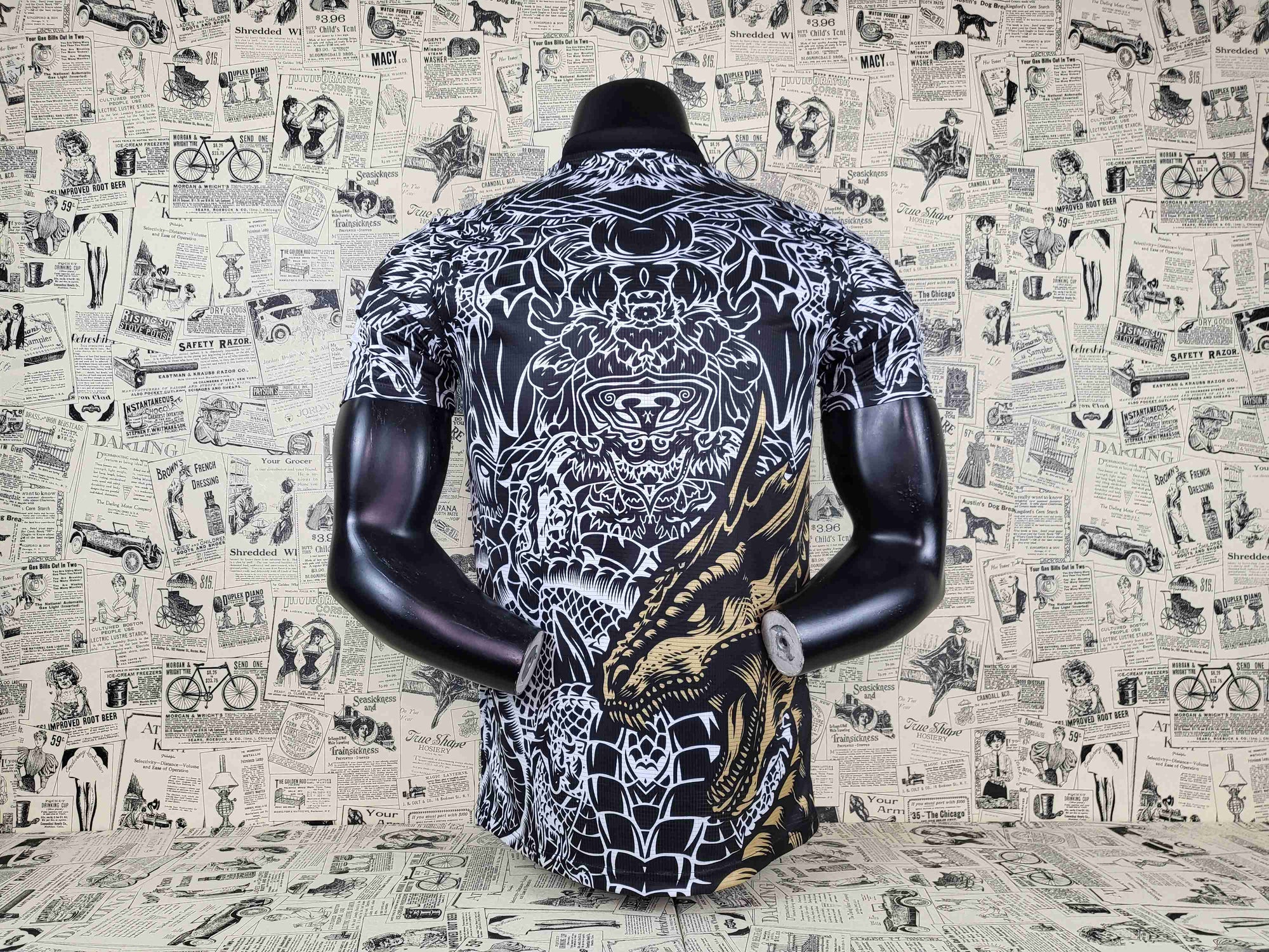 Camisa Real Madrid "Golden-White Dragon" 23/24 (Versão Jogador) | EDIÇÃO ESPECIAL