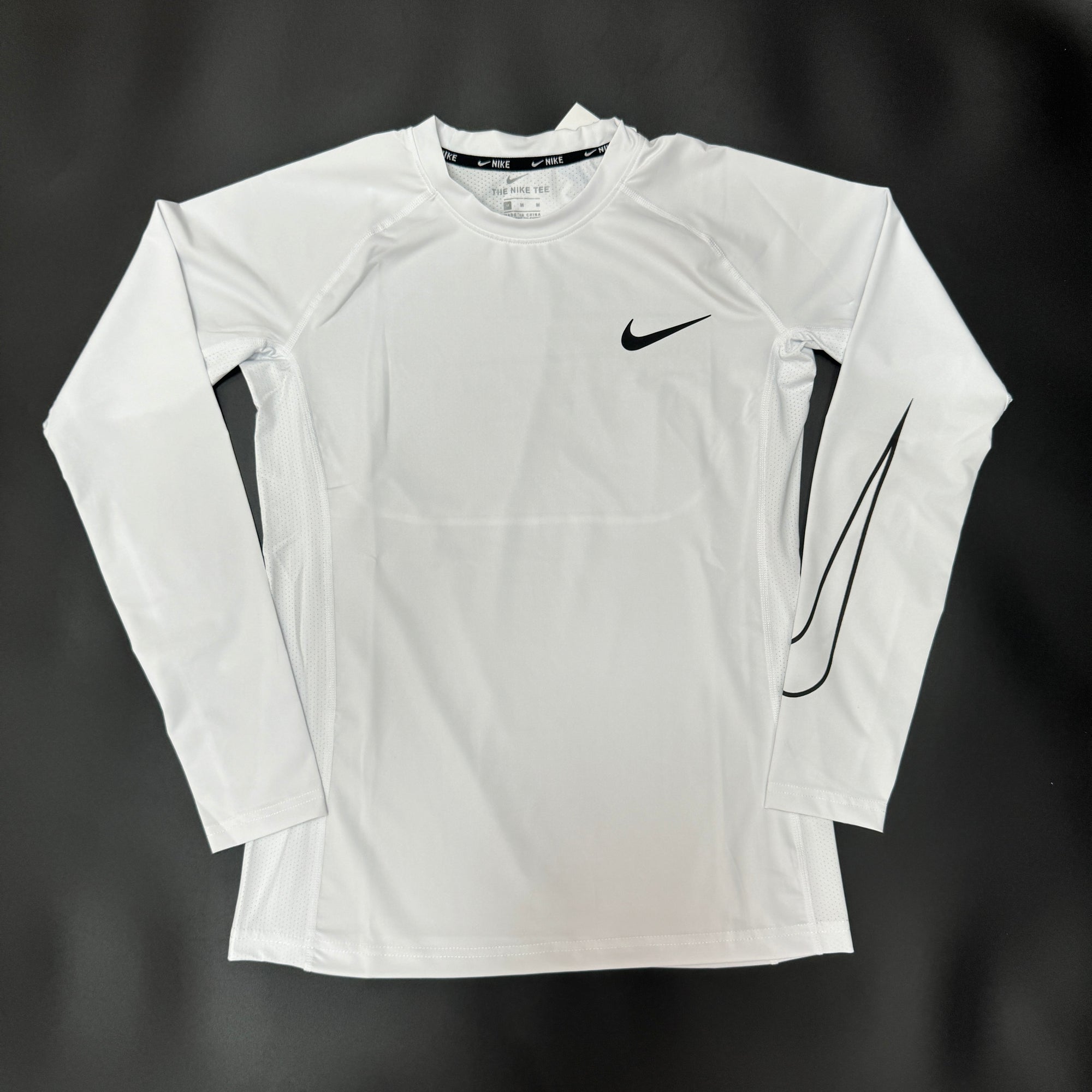 Camisa Manga Longa Swoosh - Nike Pro "Tight Gym" Sportwear | Moda Esportiva
