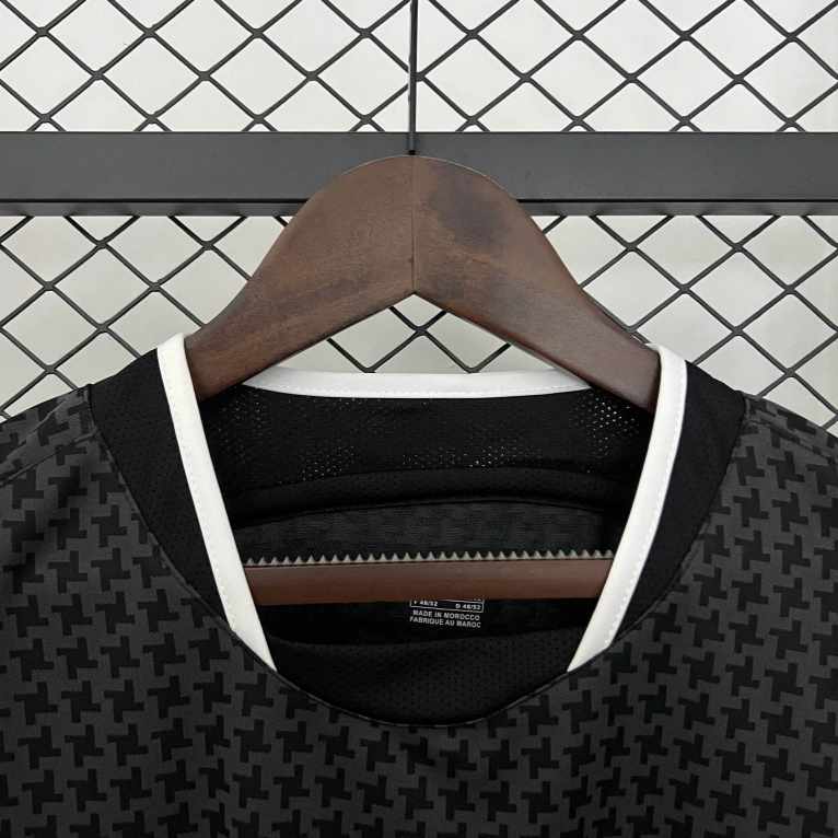 Camisa Manchester United Away 03/05 (Versão Retrô)