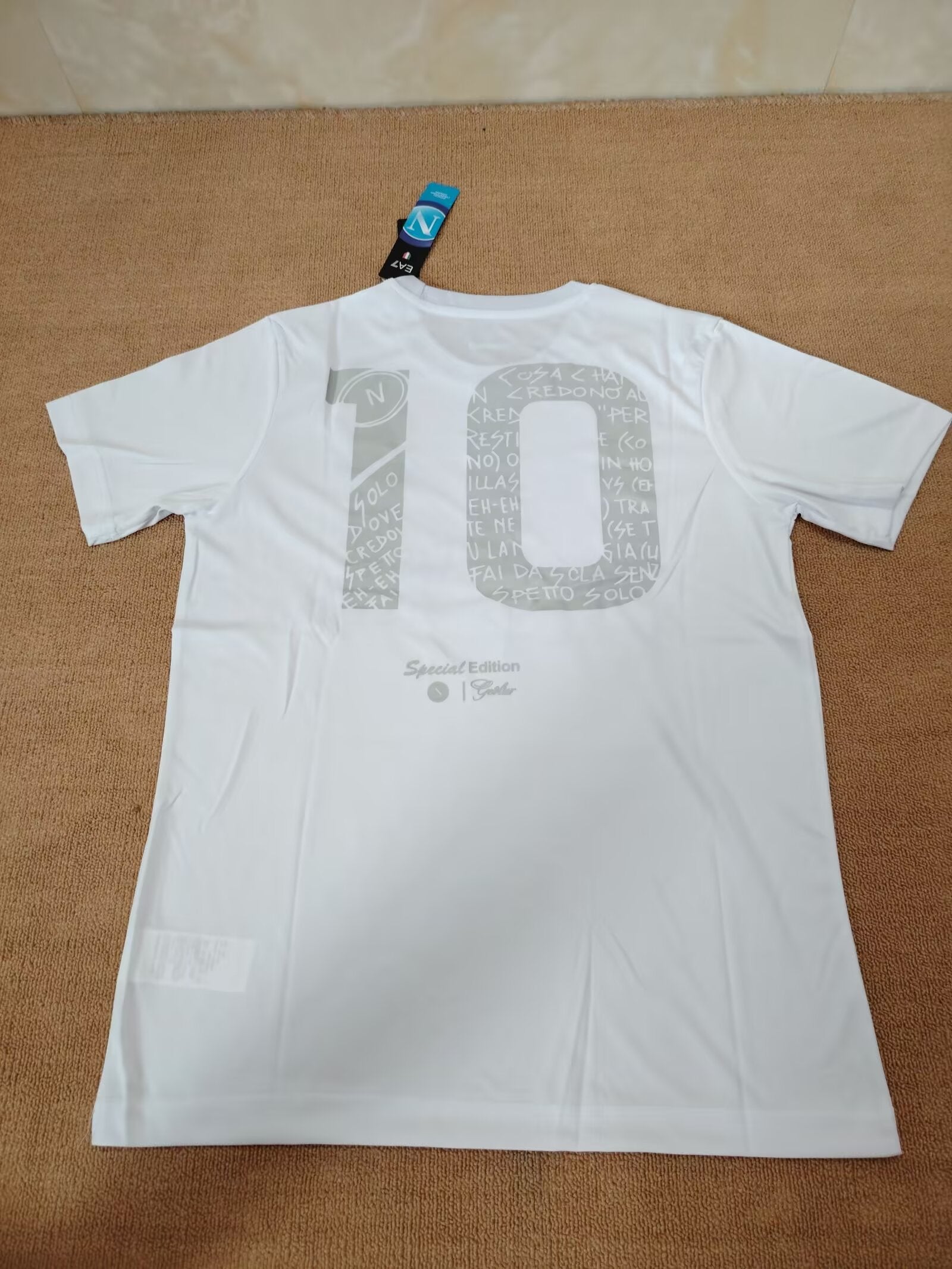 Camisa SSC Napoli "Geolier White" (Versão Torcedor) | EDIÇÃO ESPECIAL