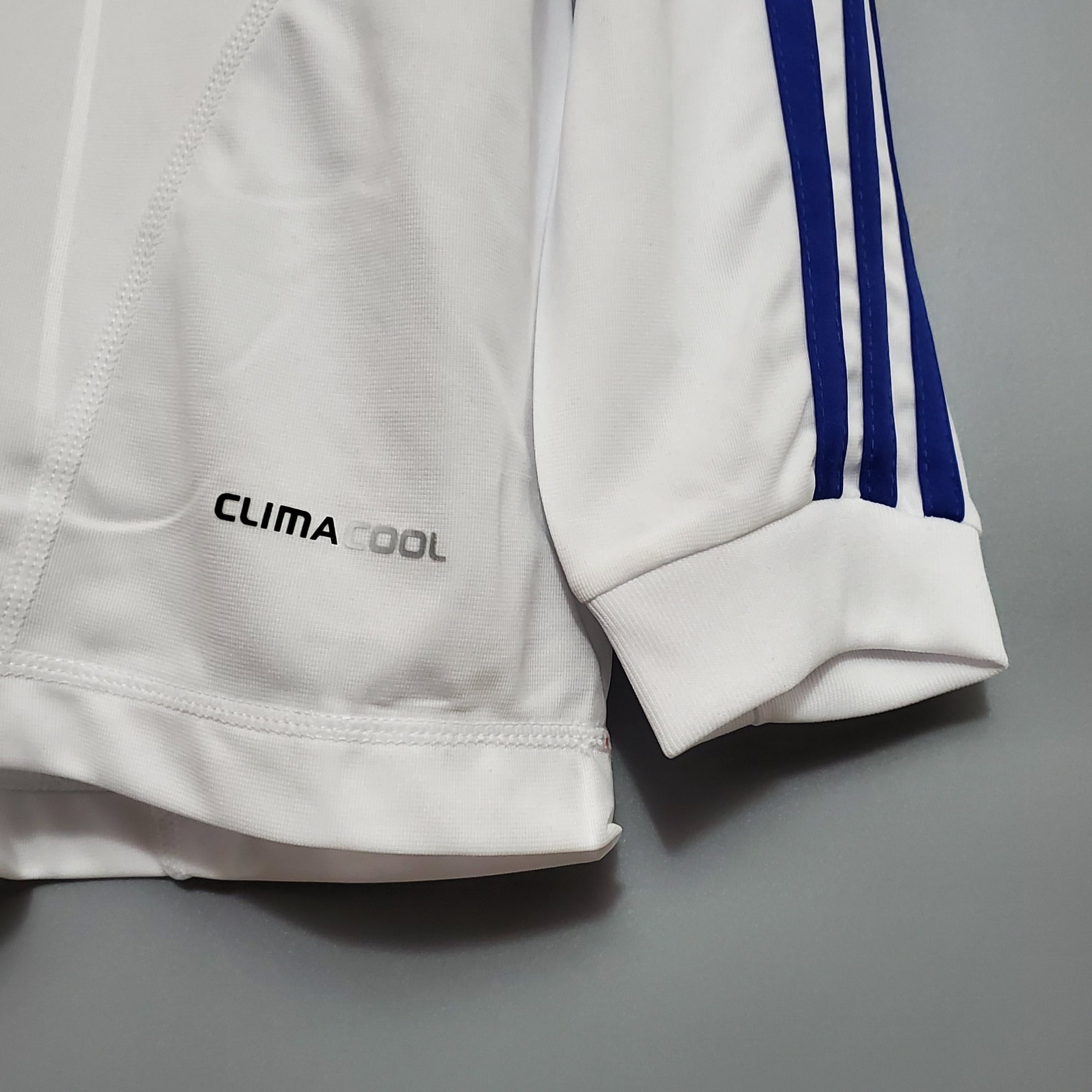 Camisa Real Madrid Home 10/11 (Versão Manga Longa Retrô)