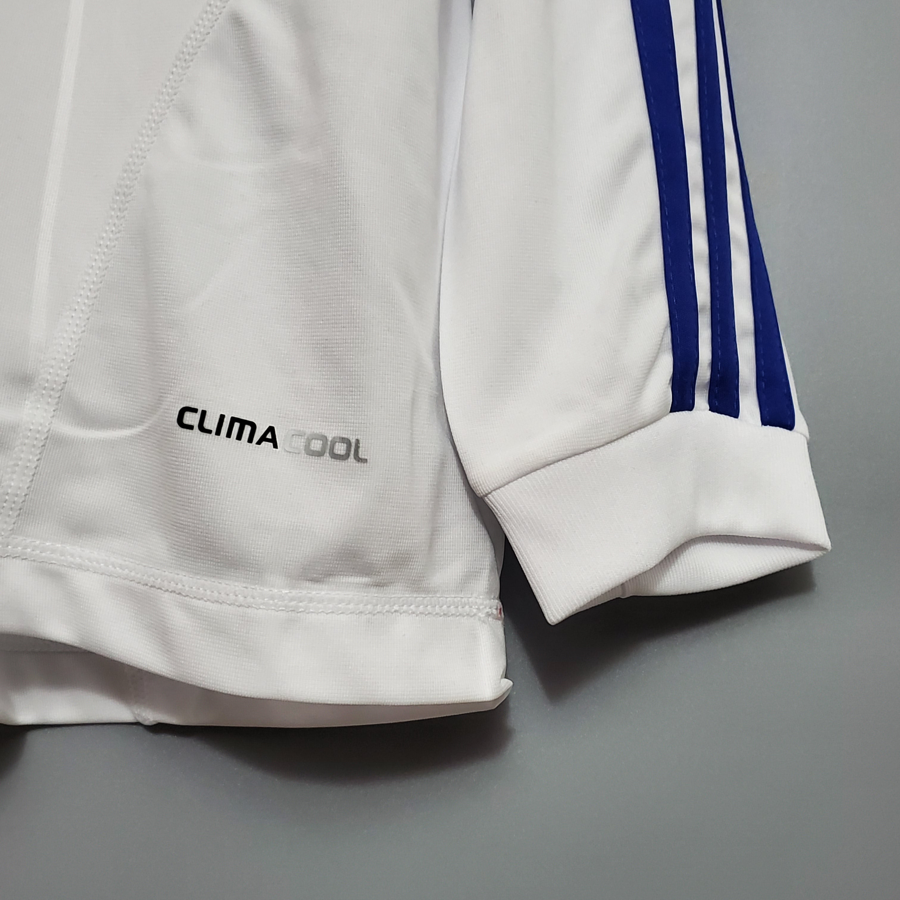 Camisa Real Madrid Home 10/11 (Versão Manga Longa Retrô)