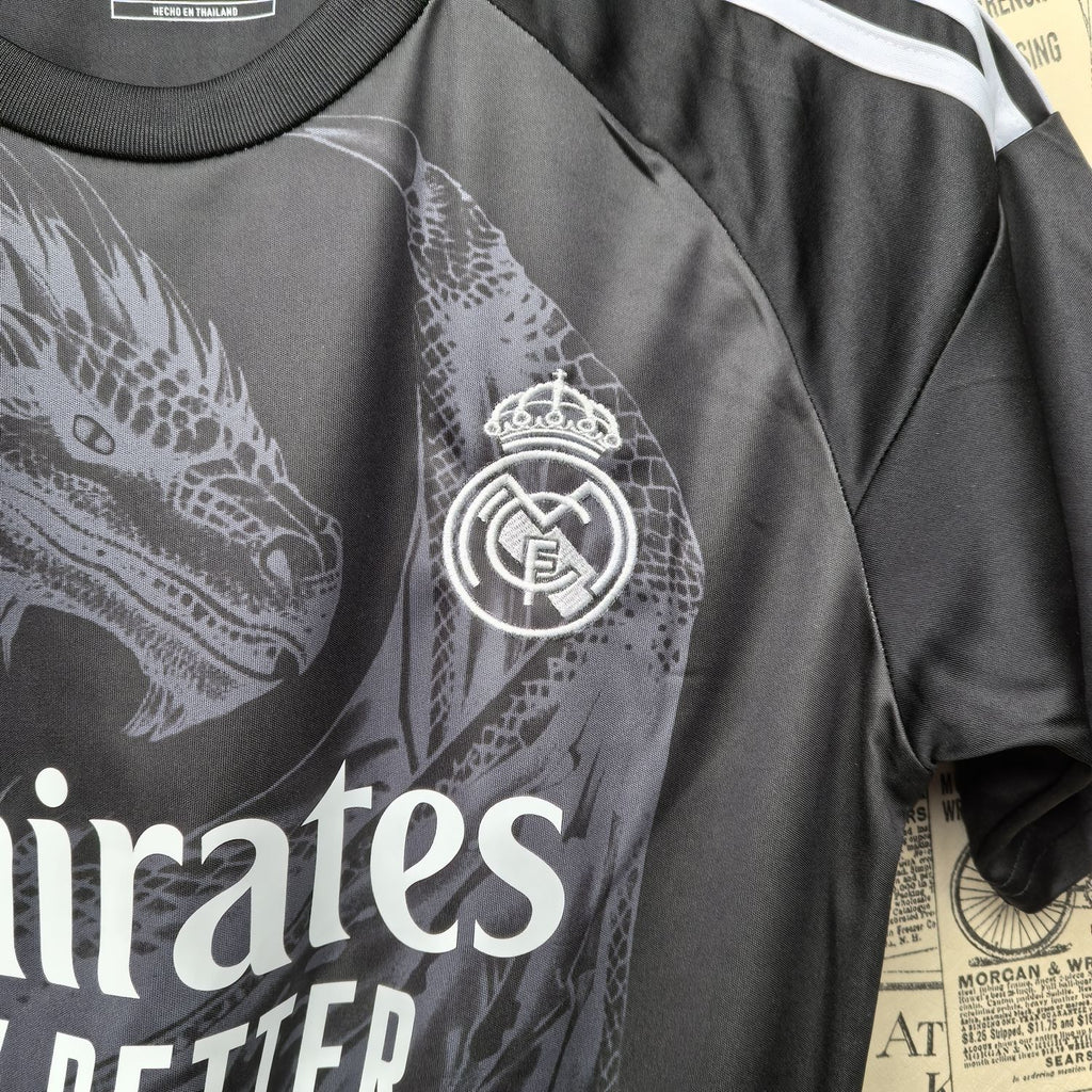 Camisa Real Madrid "Black Dragon" 24/25 (Versão Torcedor) | EDIÇÃO ESPECIAL
