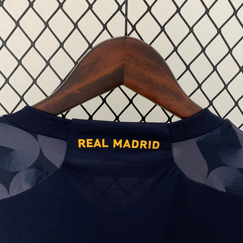 Camisa Real Madrid Manga Longa 23/24 Away II