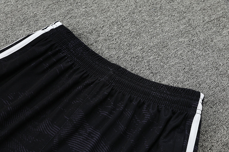 Short Treino - Juventus 23/24 - Preto Branco - Adidas