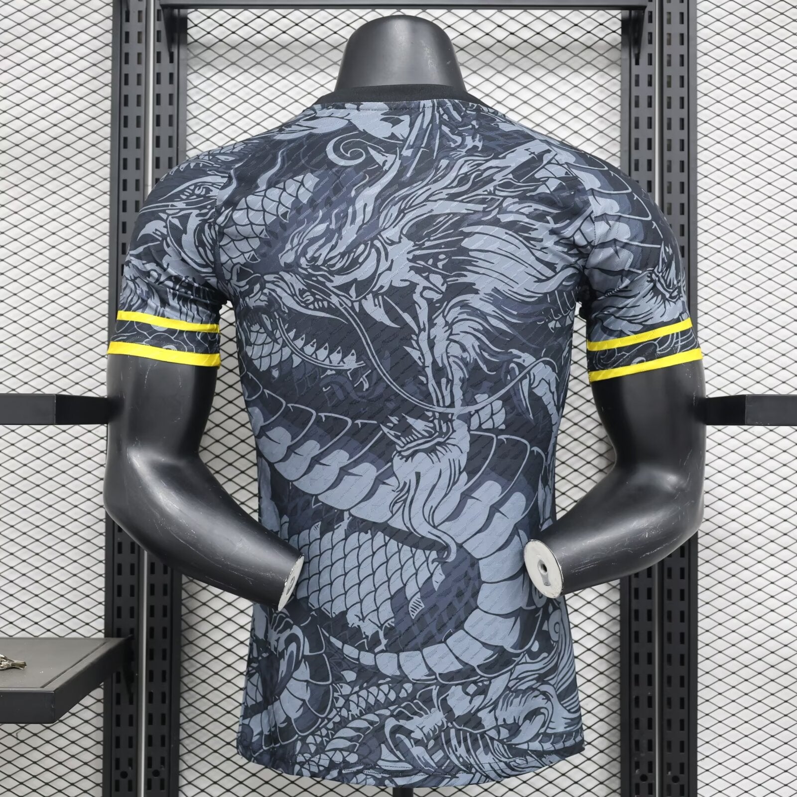 Camisa Real Madrid CF "Dark-Yellow Design" (Versão Jogador) | EDIÇÃO ESPECIAL