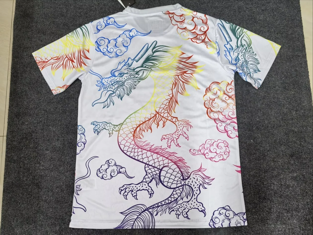 Camisa Real Madrid CF "Dragão/Colorido" (Versão Torcedor) | EDIÇÃO ESPECIAL