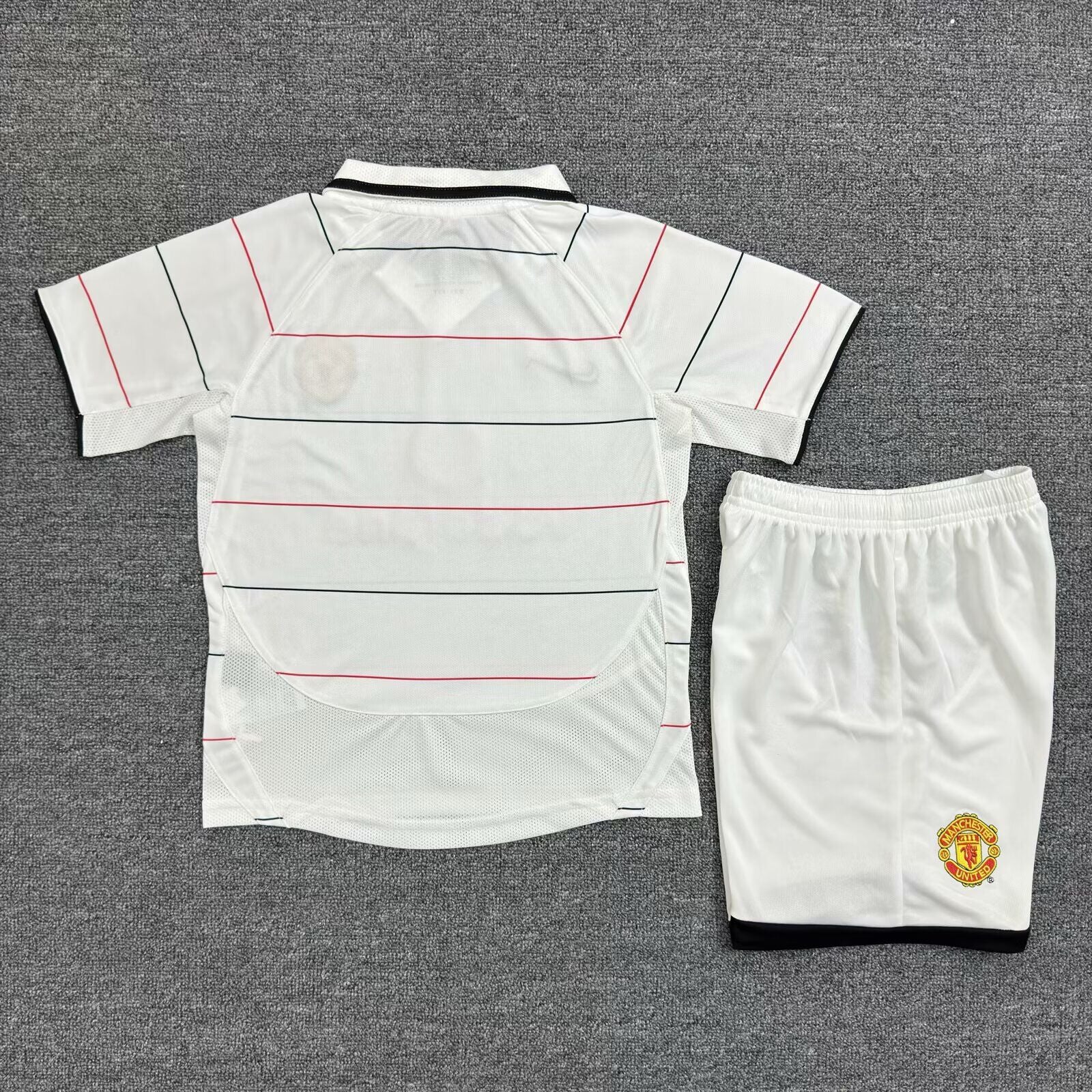 Camisa Manchester United Third 03/06 Conjunto Infantil (Versão Retrô)