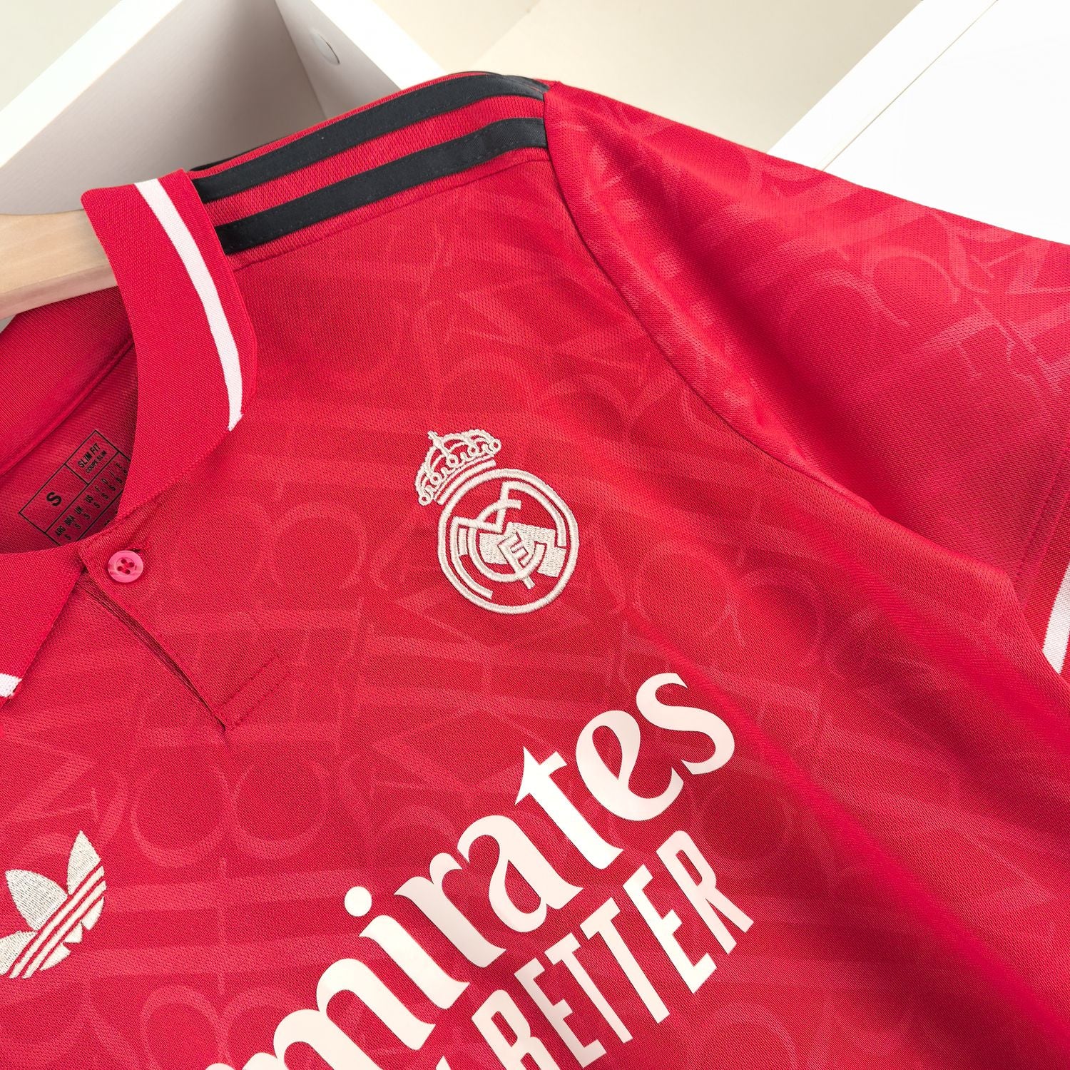 Camisa Real Madrid "Red Polo" 24/25 (Versão Torcedor) | EDIÇÃO ESPECIAL