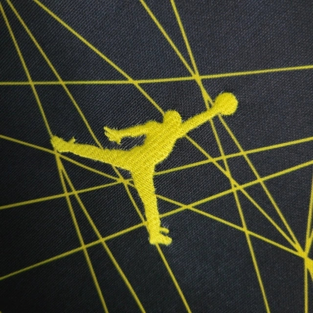 Camisa Paris Saint-Germain Fourth 22/23 (Versão Retrô)