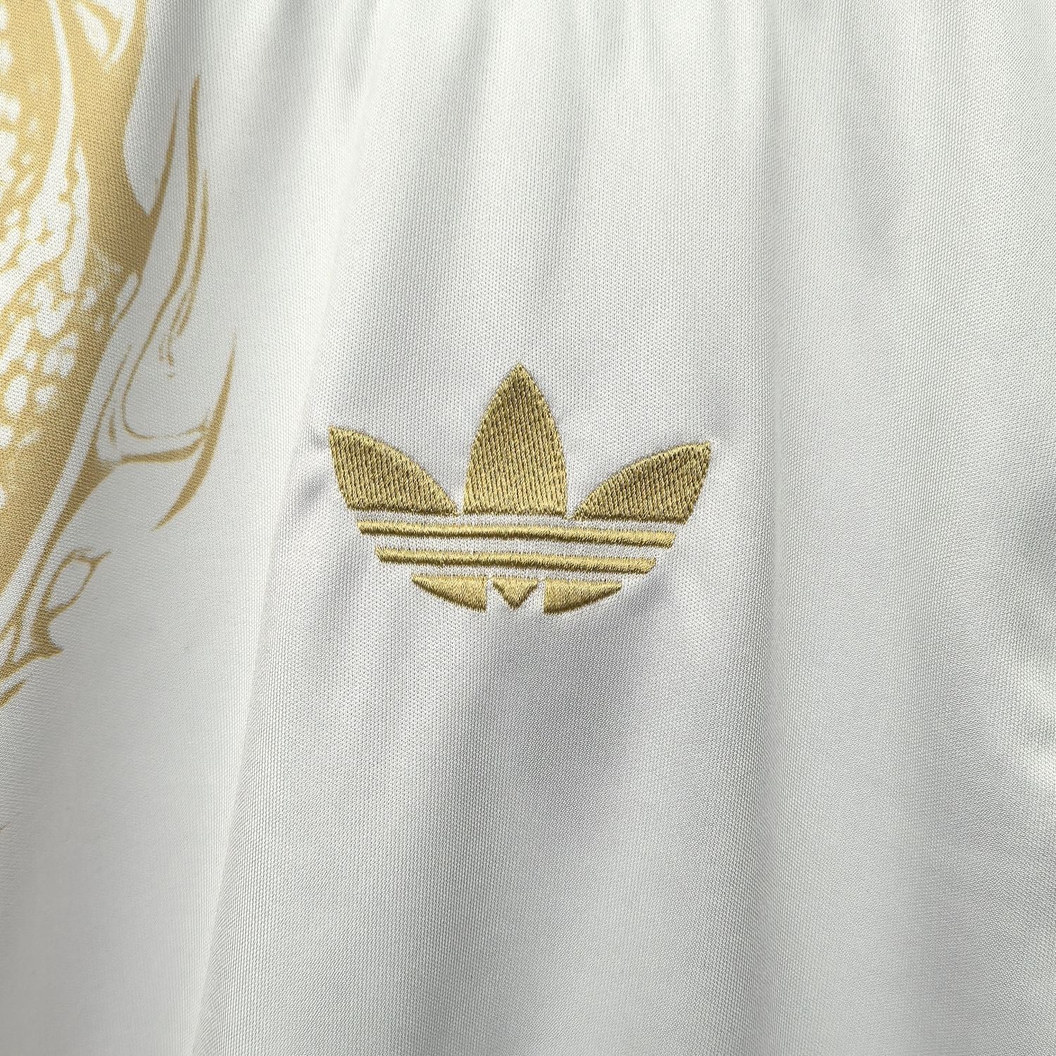 Camisa Real Madrid "White Dragon" 24/25 (Versão Torcedor) | EDIÇÃO ESPECIAL