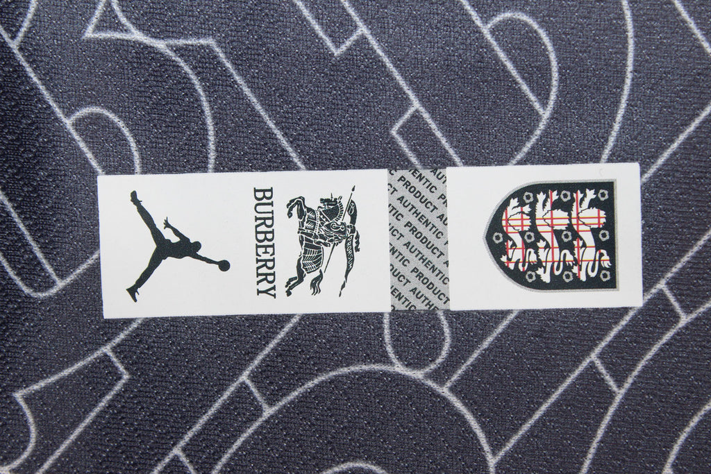 Camisa Seleção da Inglaterra "Air-Jordan/Burberry" (Versão Torcedor) | EDIÇÃO ESPECIAL