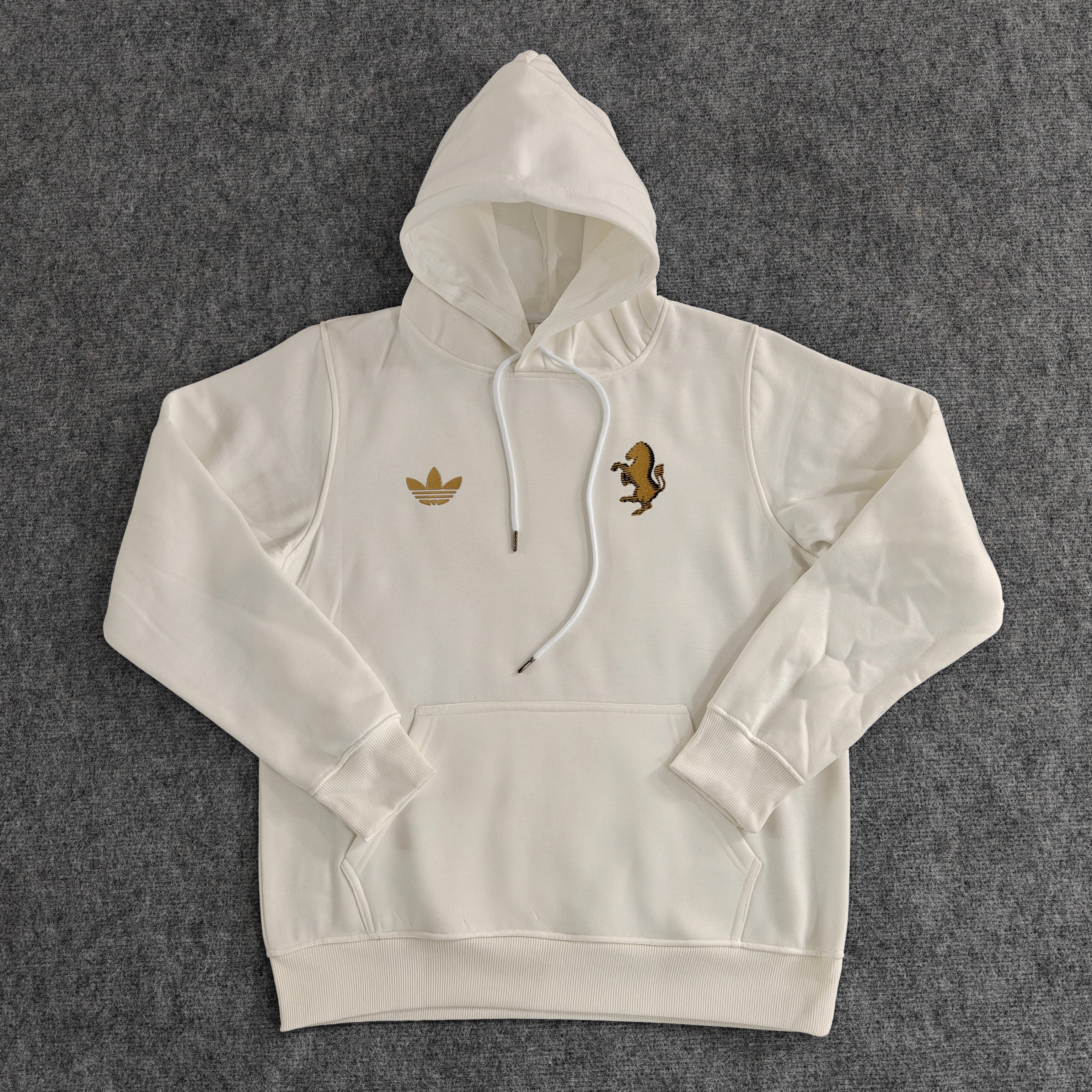 Juventus FC Sweatshirt | Chest Logo