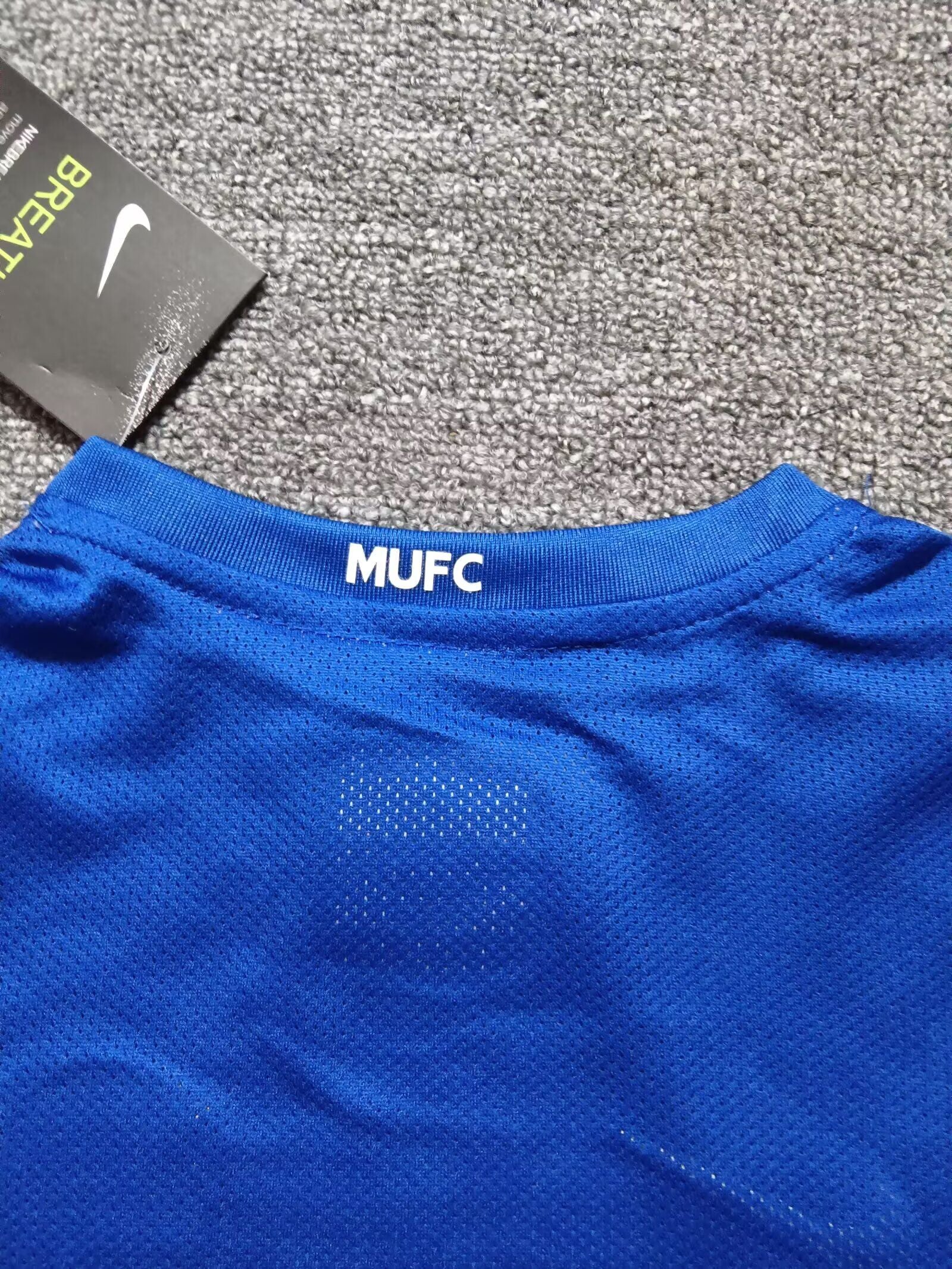 Kit Manchester United Away 08/09 Conjunto Infantil (Versão Manga Longa Retrô)