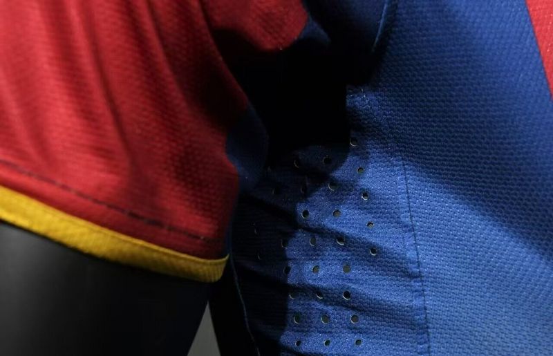 Camisa Barcelona Home 10/11 (Versão Jogador Retrô)