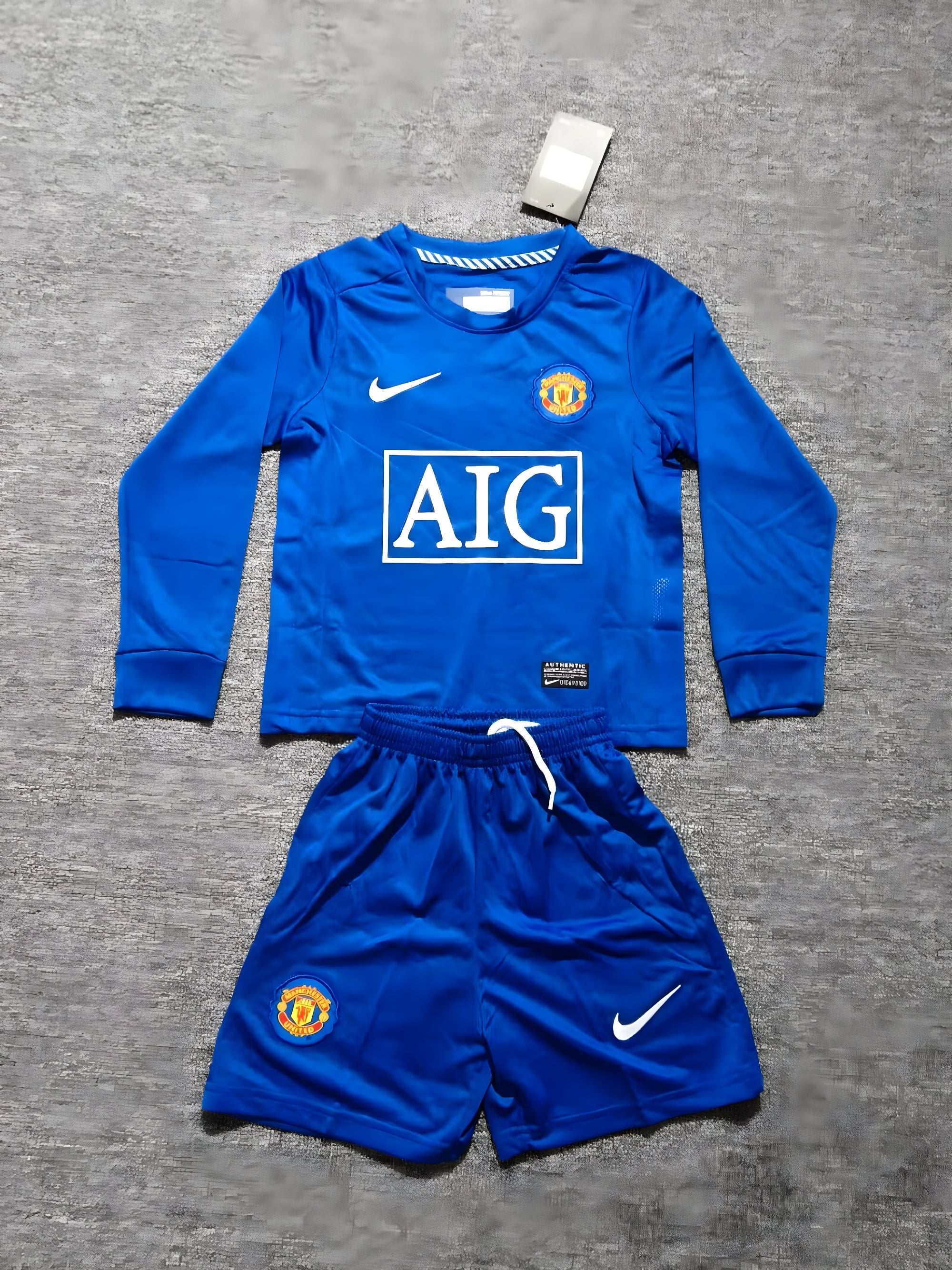 Kit Manchester United Away 08/09 Conjunto Infantil (Versão Manga Longa Retrô)