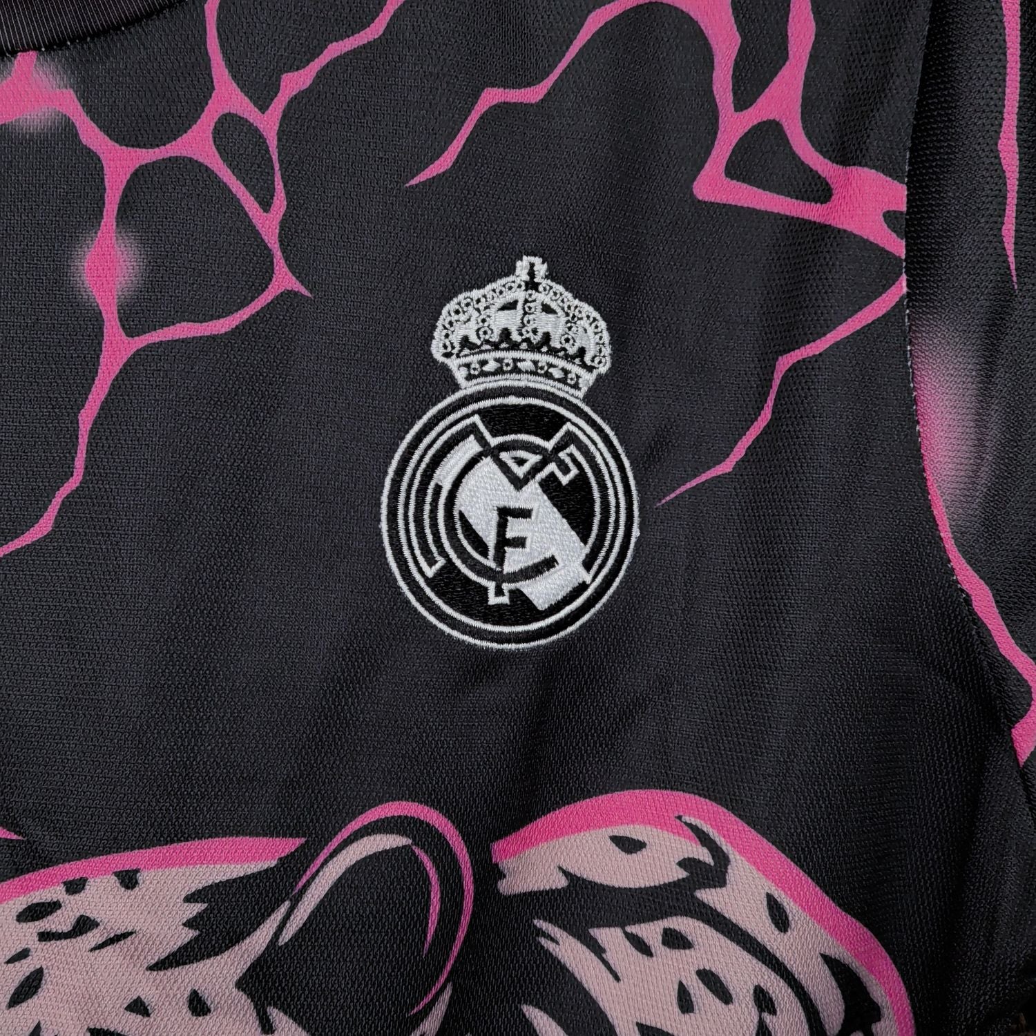 Camisa Real Madrid "Pink Panther" 24/25 (Versão Torcedor) | EDIÇÃO ESPECIAL