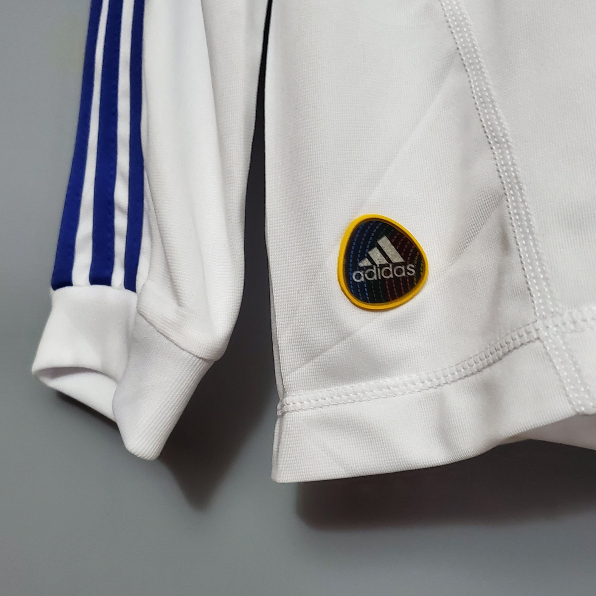 Camisa Real Madrid Home 10/11 (Versão Manga Longa Retrô)