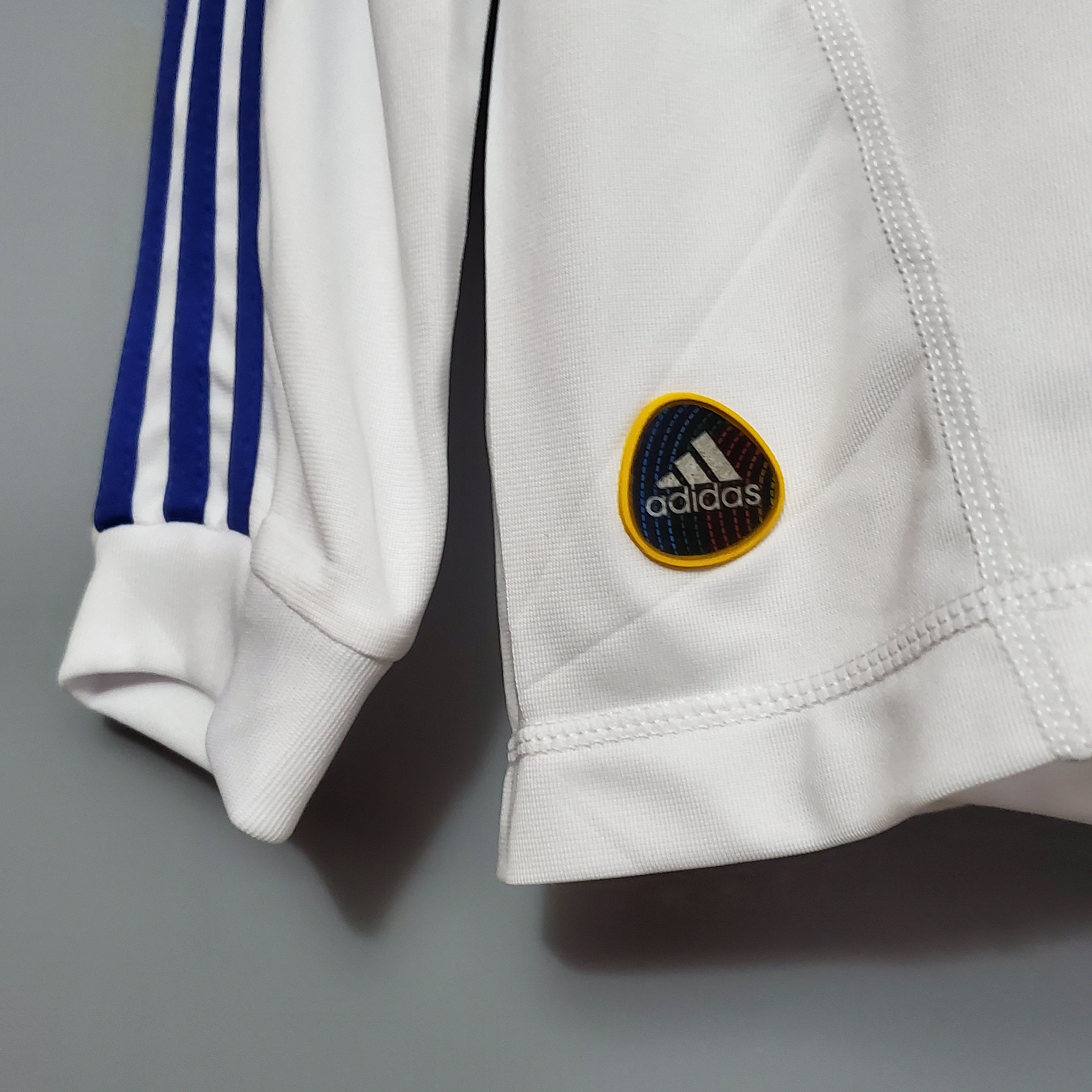 Camisa Real Madrid Home 10/11 (Versão Manga Longa Retrô)