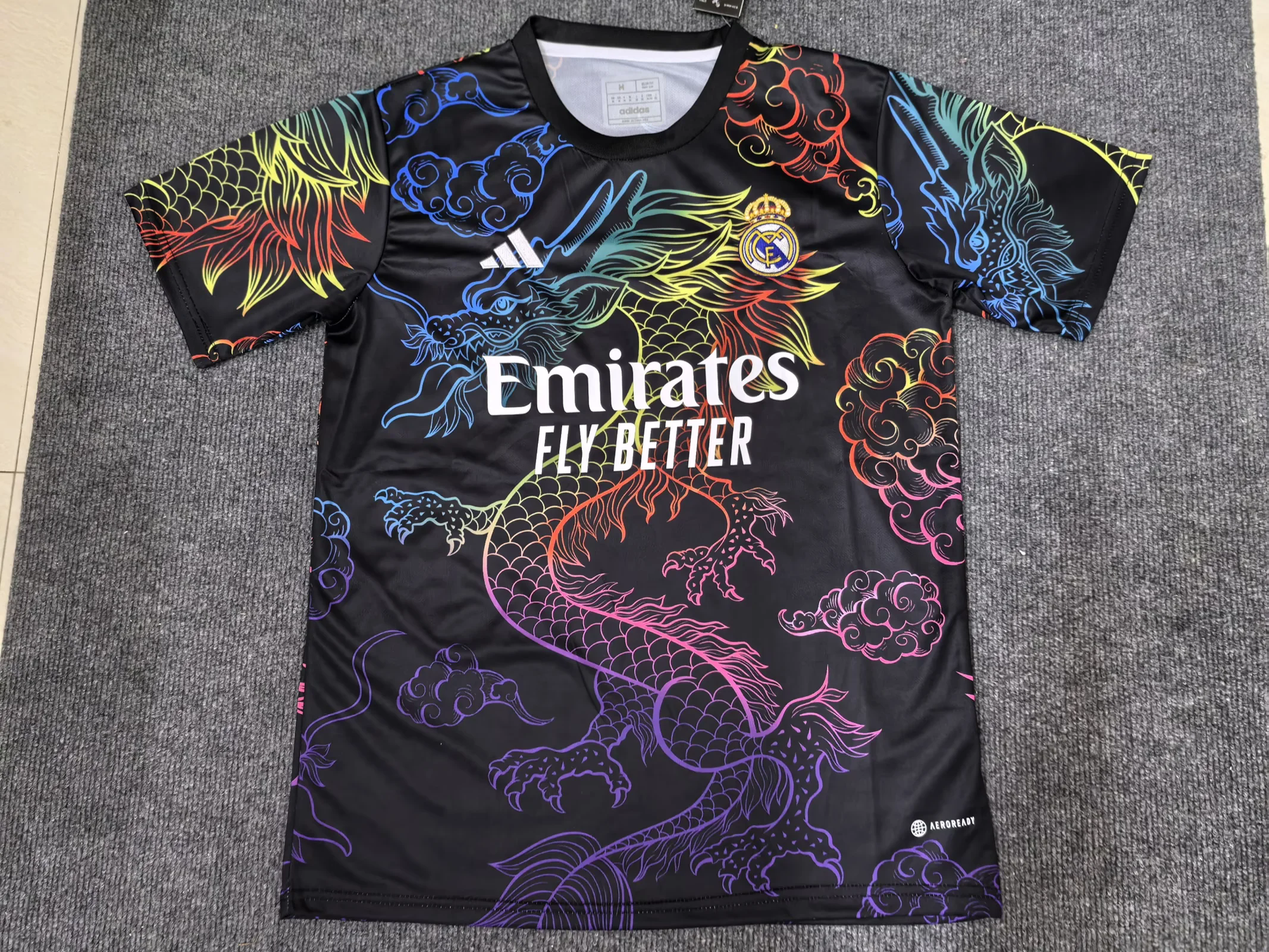 Camisa Real Madrid CF "Preto/Dragão/Colorido" (Versão Torcedor) | EDIÇÃO ESPECIAL