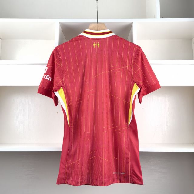 Camisa Liverpool 24/25 Home (Versão Jogador)