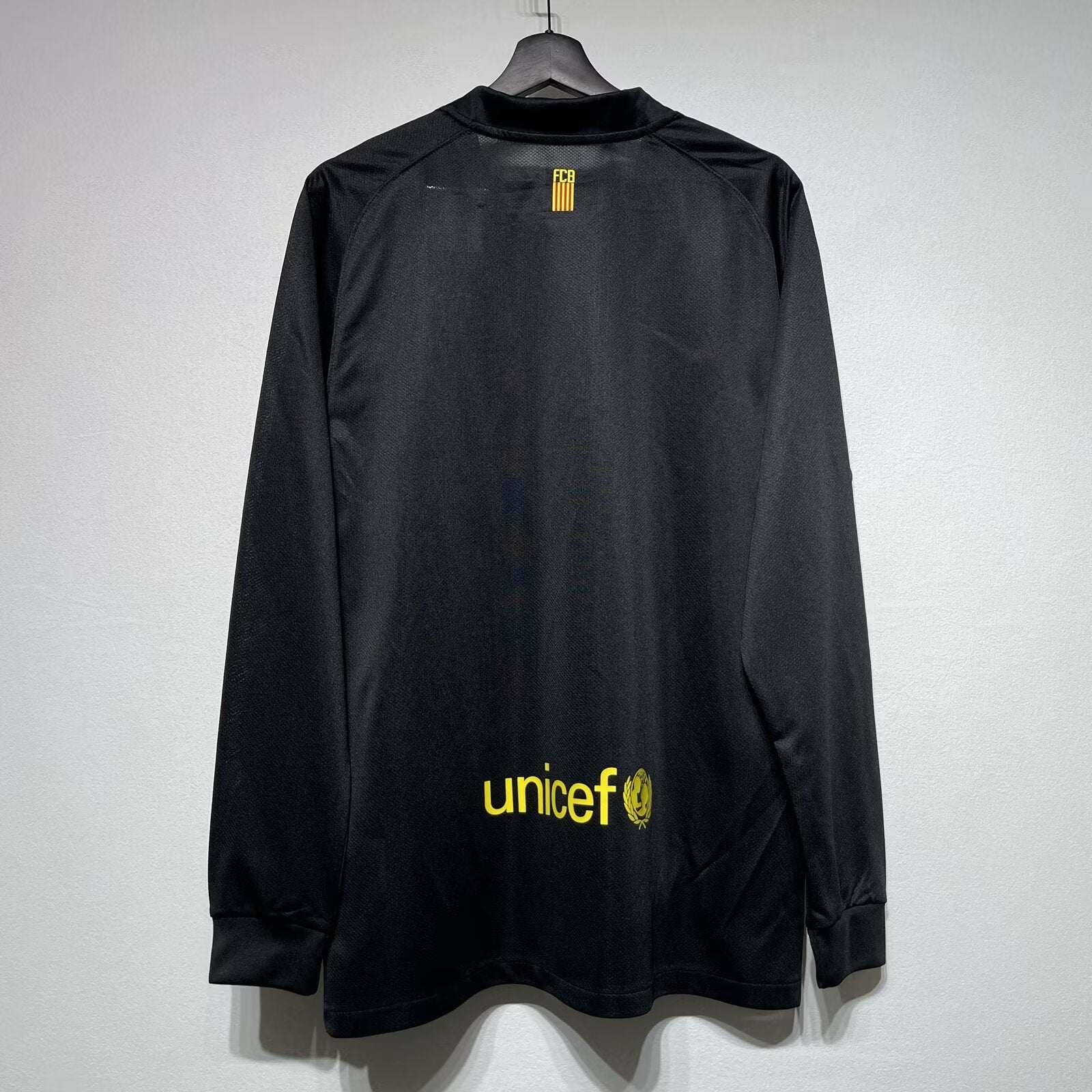 Camisa Barcelona Away 11/12 (Versão Manga Longa Jogador Retrô)