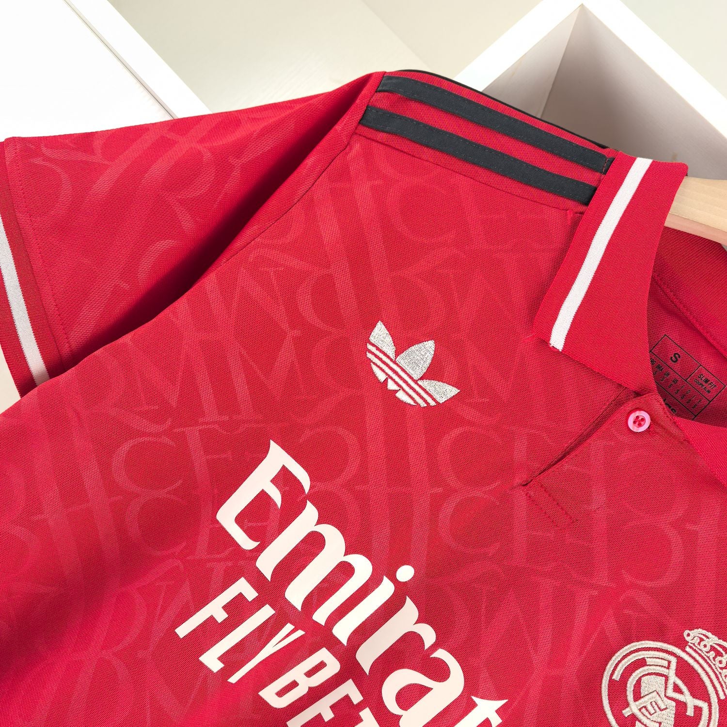 Camisa Real Madrid "Red Polo" 24/25 (Versão Torcedor) | EDIÇÃO ESPECIAL
