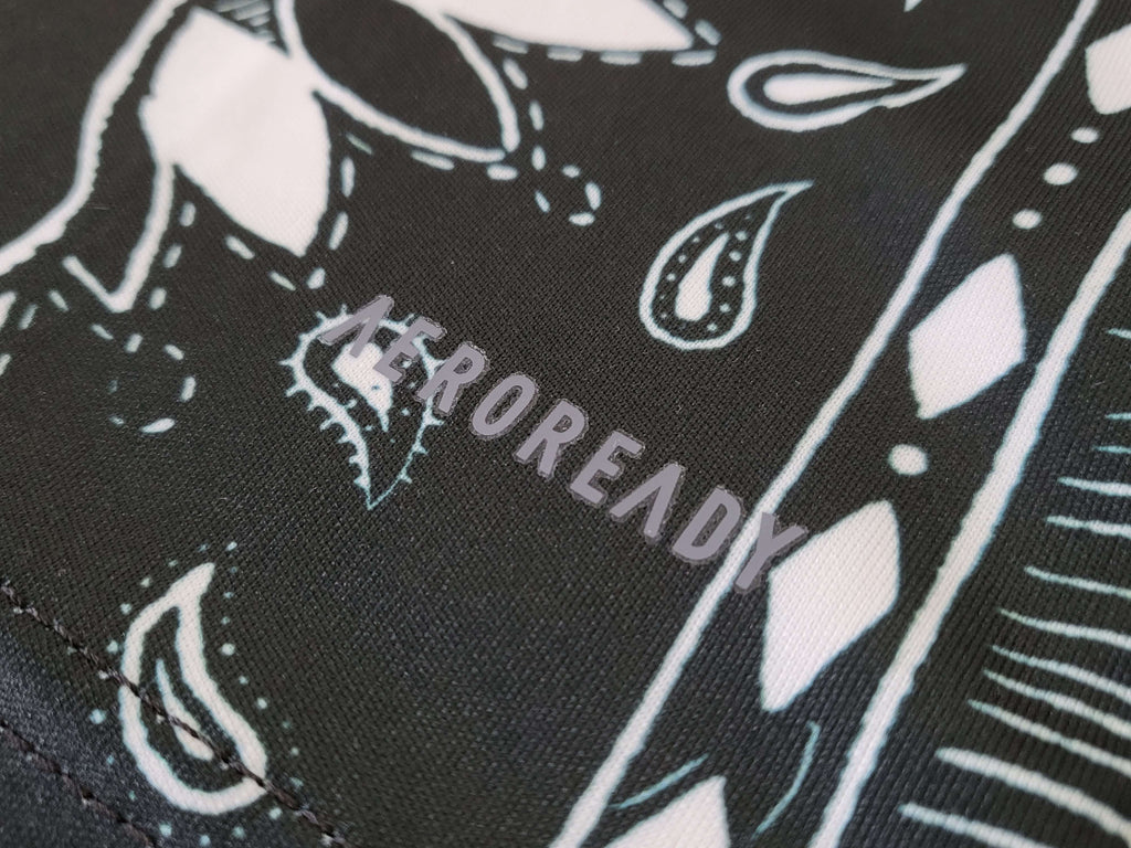 Camisa Arsenal F.C. "Black and White Style" 23/24 (Versão Torcedor) | EDIÇÃO ESPECIAL