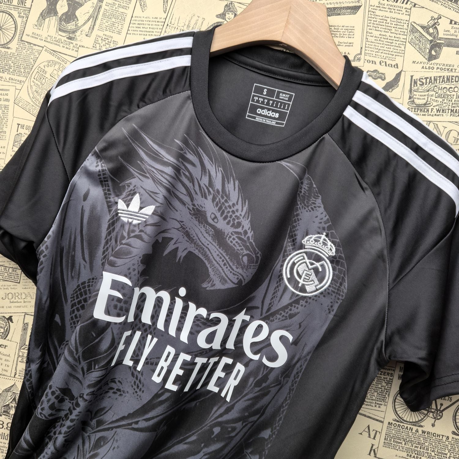 Camisa Real Madrid "Black Dragon" 24/25 (Versão Torcedor) | EDIÇÃO ESPECIAL