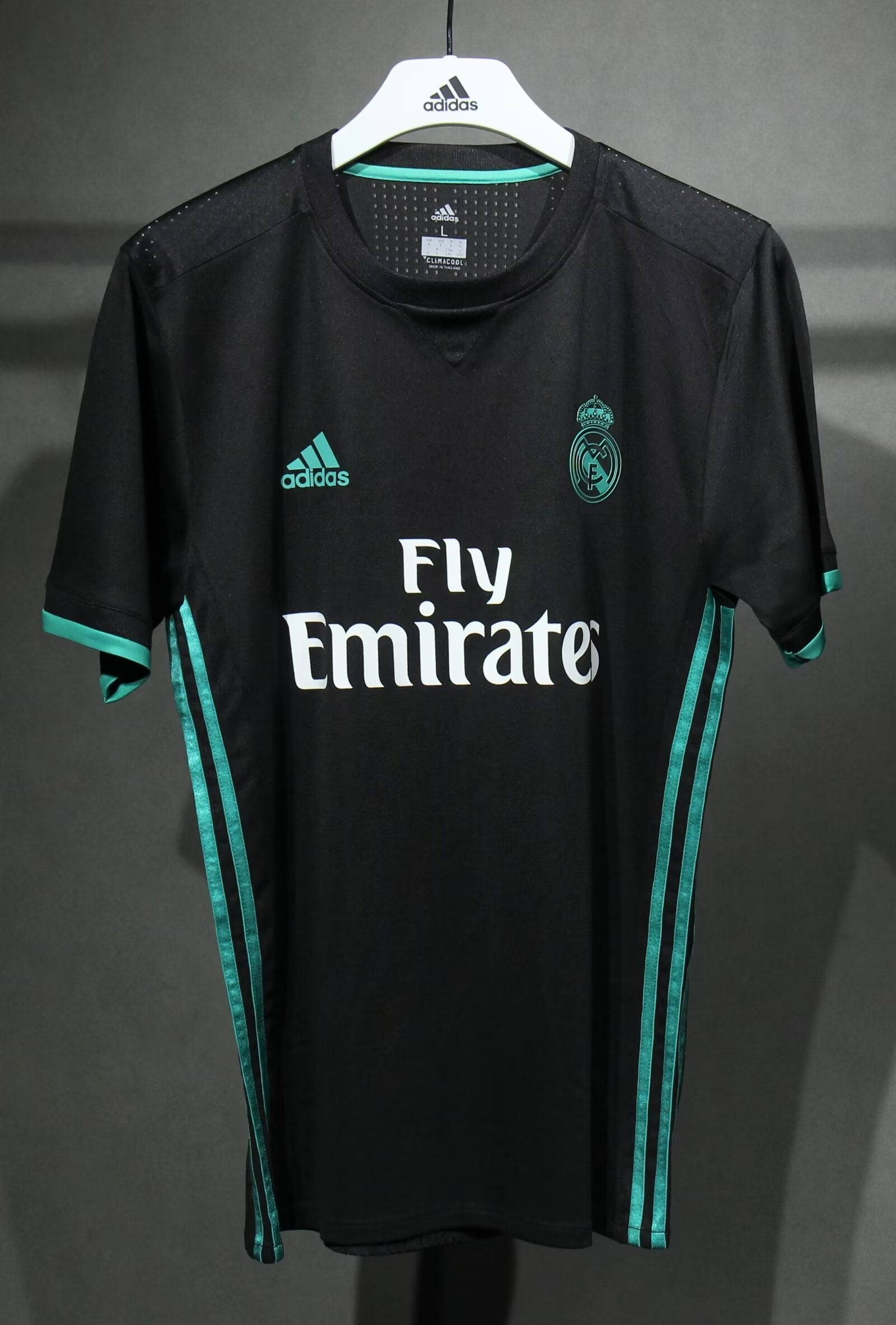 Camisa Real Madrid Away 17/18 (Versão Jogador Retrô)