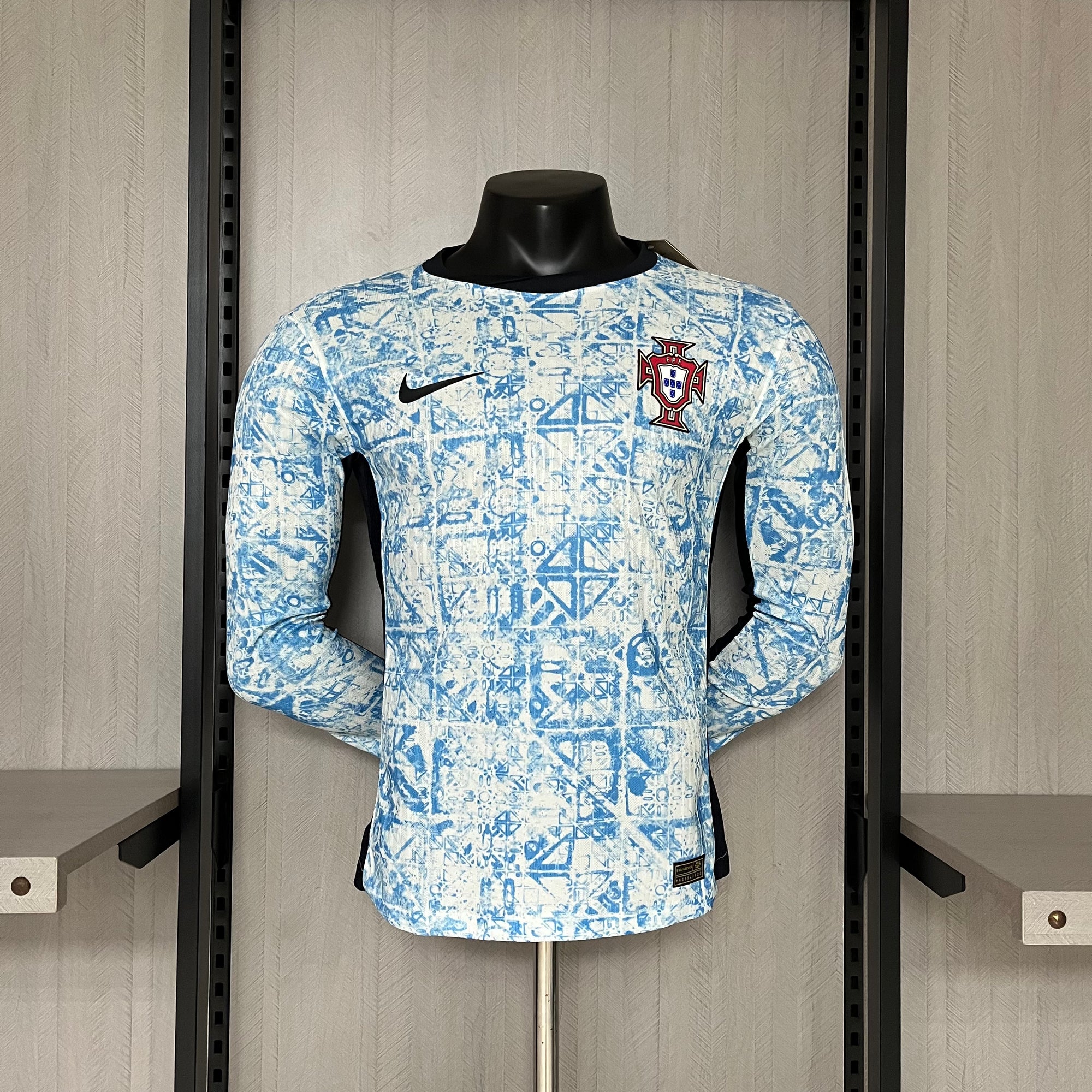 Camisa Seleção Portuguesa Away 2024 (Versão Manga Longa Jogador)