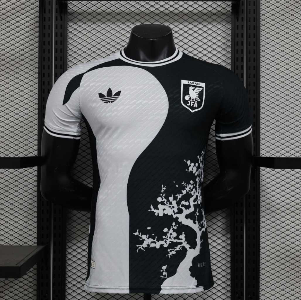 Camisa Seleção do Japão "Black-White" 24/25 (Versão Jogador) | EDIÇÃO ESPECIAL