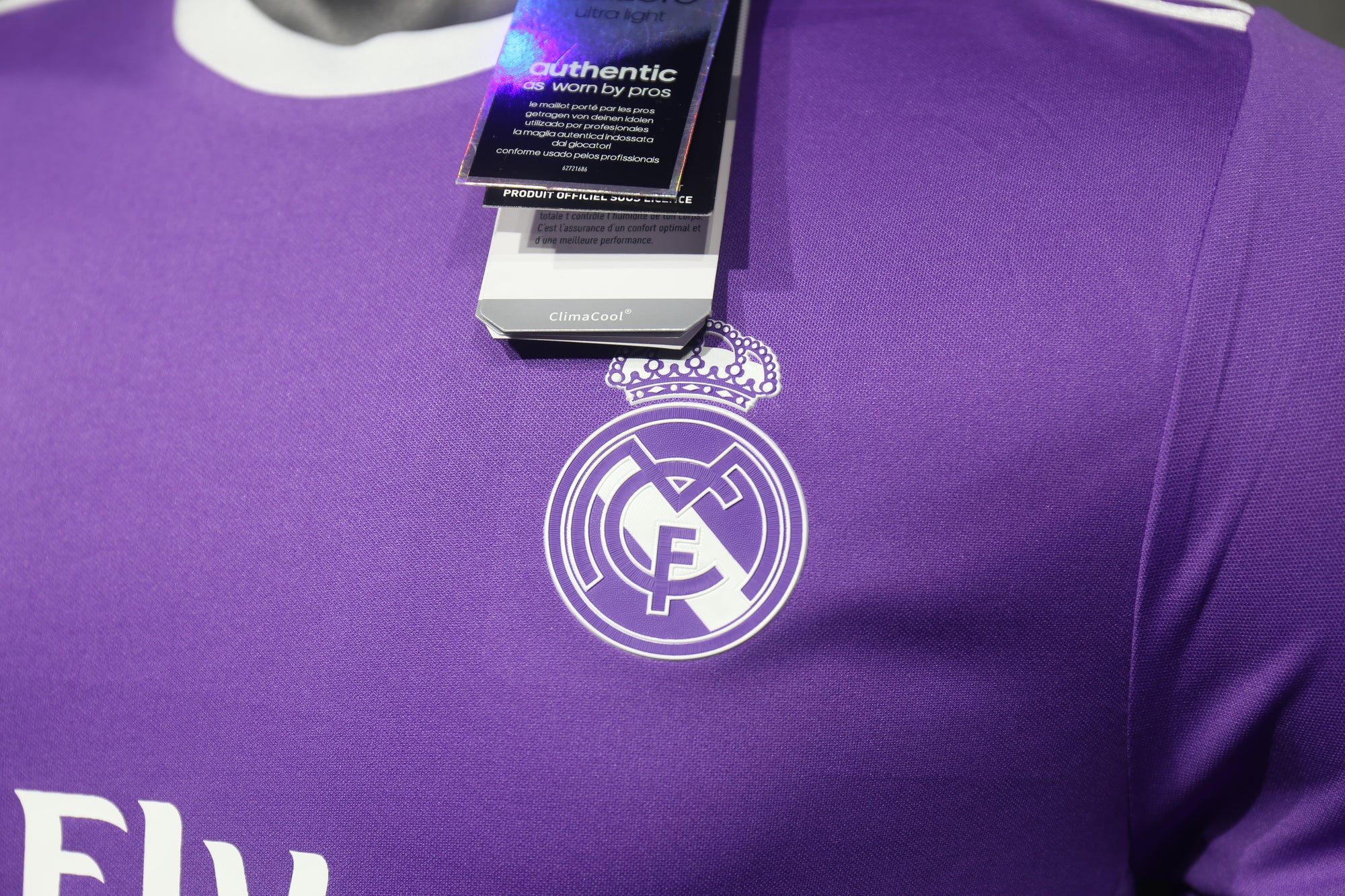 Camisa Real Madrid Away 16/17 (Versão Jogador Retrô)