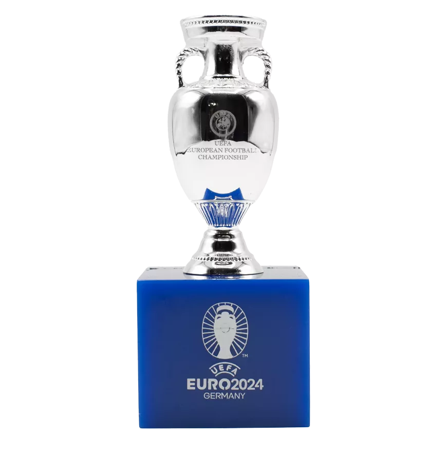 Mini Troféu Réplica Oficial do UEFA EURO 2024 no Pedestal