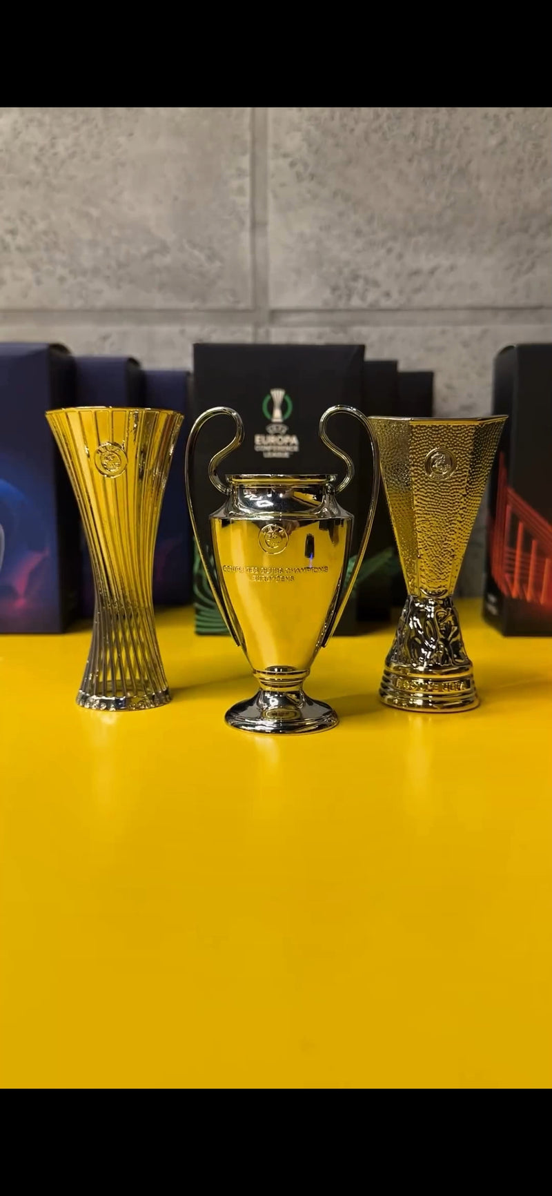 Troféu Mini Réplica Oficial da UEFA Europa Conference League