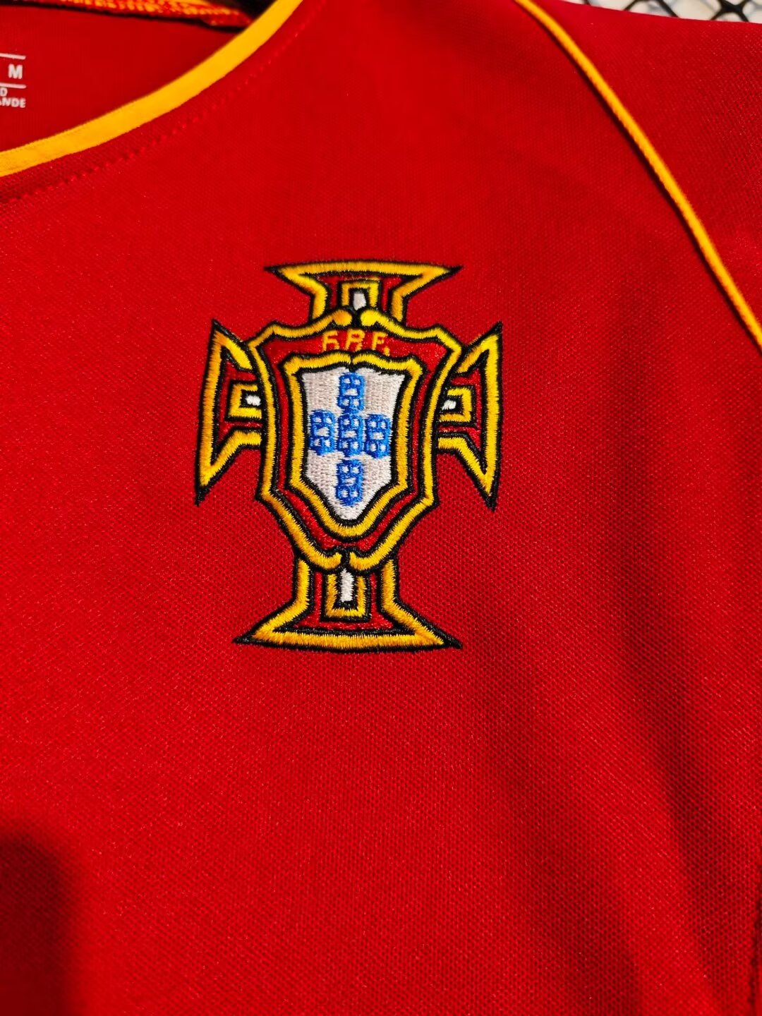 Camisa Seleção Portuguesa Home 2002 (Versão Torcedor Retrô)